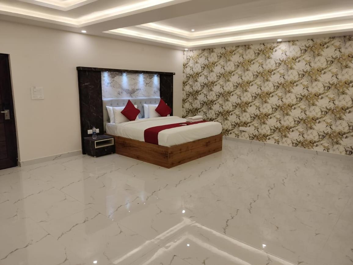 Mayuri Residency Hotel Attibele 外观 照片