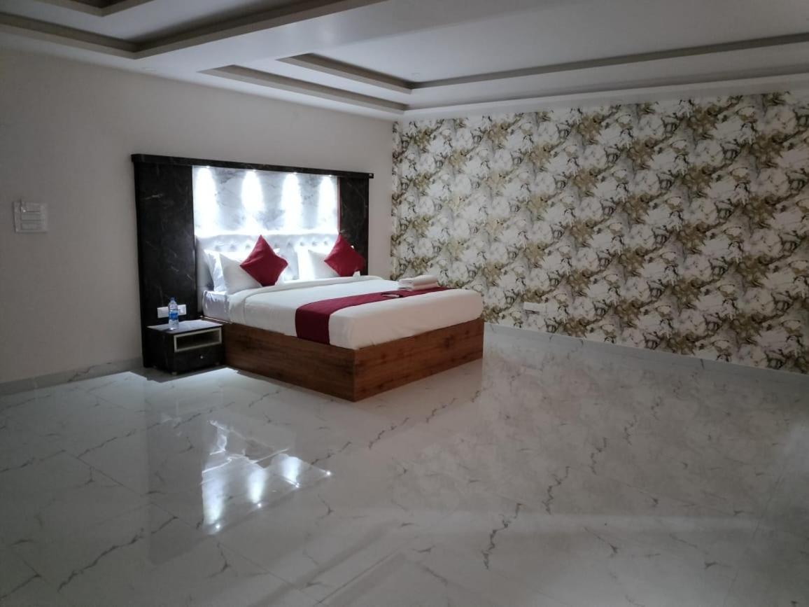 Mayuri Residency Hotel Attibele 外观 照片