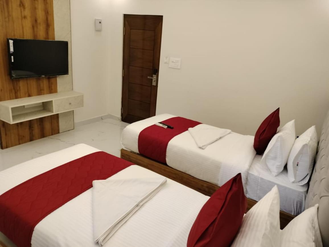 Mayuri Residency Hotel Attibele 外观 照片